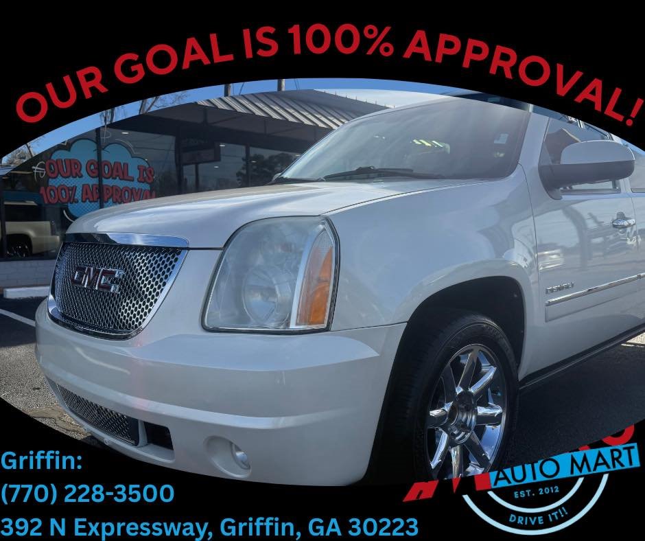 2011 GMC Yukon XL Denali's photo