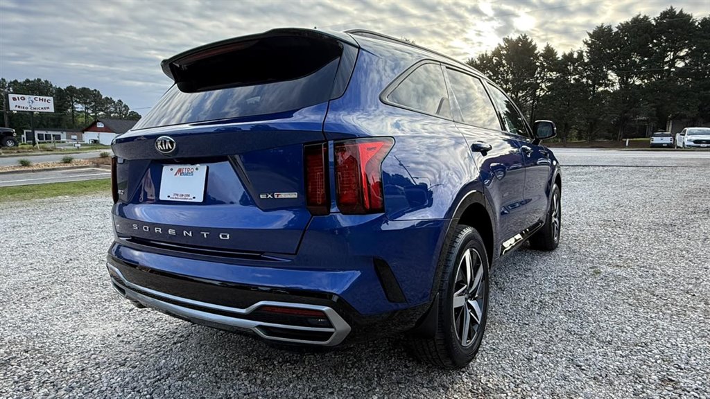 2021 Kia Sorento EX - Photo 6