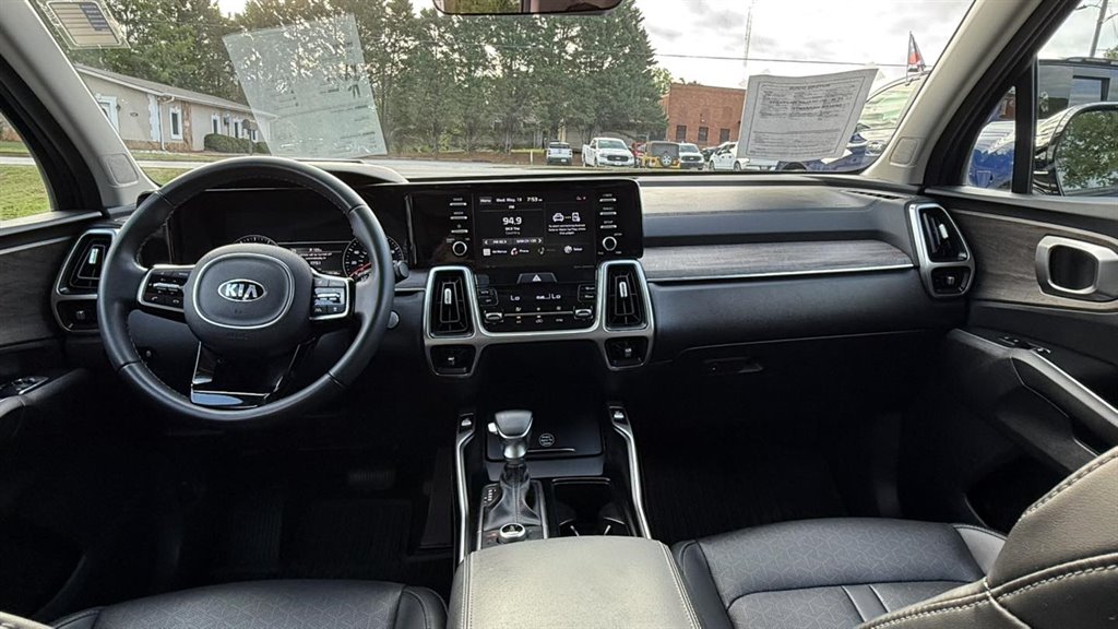 2021 Kia Sorento EX - Photo 7