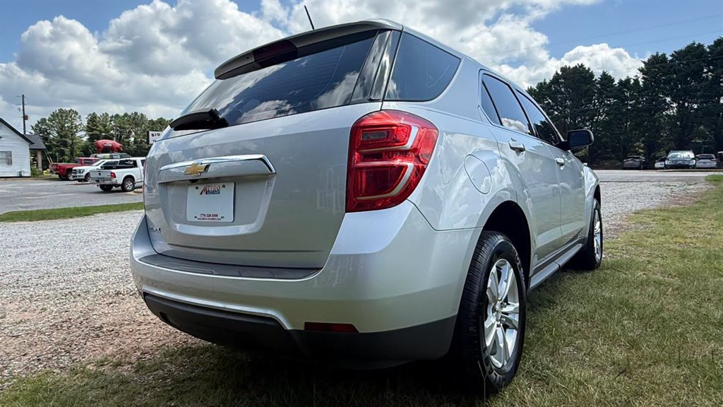 2017 Chevrolet Equinox LS - Photo 6