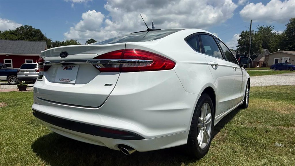 2018 Ford Fusion SE - Photo 6