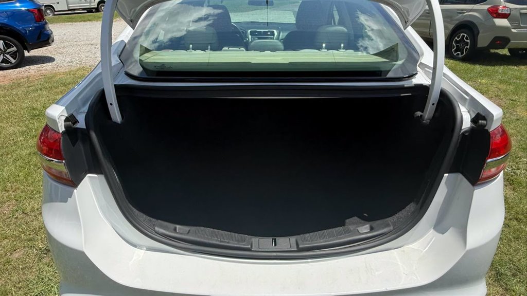 2018 Ford Fusion SE - Photo 10